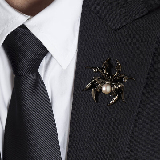 IDEAGEMER925 silver spider shell bead brooch men's fashion trend niche original design handsome suit pin lapel pin spider shell bead brooch