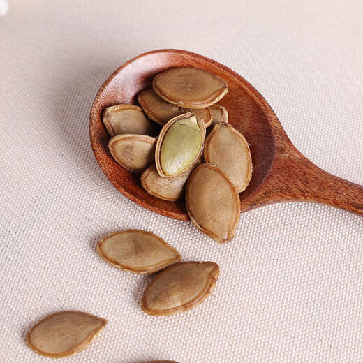 Yihai Tianjin Boiled Pumpkin Seeds Stewed in Sauce Five-Spice Wet Braised Boiled and Kneaded Vacuum Packed Dried Fruit Roasted Seeds Boiled Pumpkin Seeds 2Jin Jin is equal to 0.5kg (500g*2 bags) Default