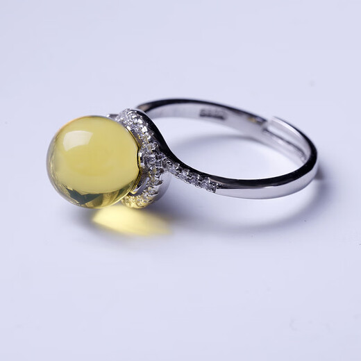 Fat Donglai's same style blue amber ring natural Mexican women's amber beeswax beads 925 silver blue amber ring (live)