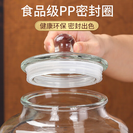 Shandetang sealed glass wine bottle with faucet wine container 10 Jin Jin equals 0.5 kg. Special bottle for brewing wine cans with red bayberry wine bottle 10 Jin Jin equals 0.5 kg. With gold stainless steel faucet + base