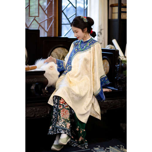 A city style catkins garden with deep flowers丨Autumn oriental simple luxury style retro Chinese embroidered blouse loose big-breasted embroidered original style robe beige big-breasted embroidered Qing Han women's robe S