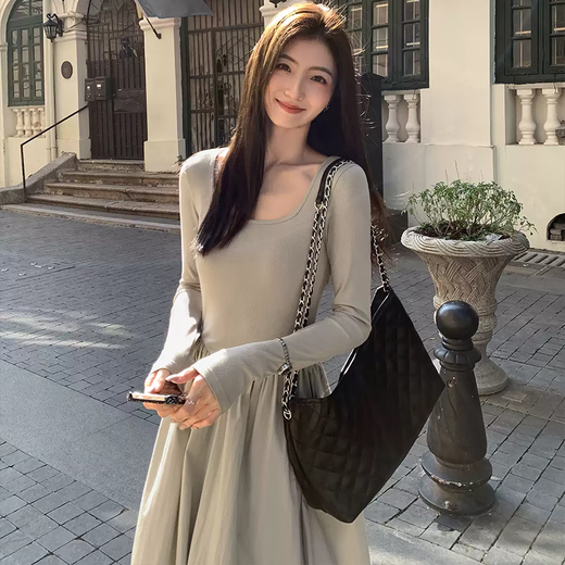 Ono seven-day square collar autumn long-sleeved dress for women French temperament high-end tea waist-retracting and slimming A-line long skirt card color long-sleeved dress M
