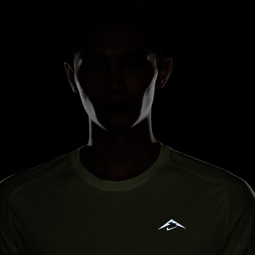 Nike (Nike) Offizieller Drükungsanbieter von Dri-Fit Adv Men, der dünne kurzärmelige Top-Herbst-Schnellrocknen HJ3581 701 leicht gelb Grün/schwarzer XL