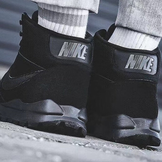 Nike (NIKE) casual shoes men's shoes summer sports shoes Hoodland Suede Martin boots outdoor high top shoes 654888-090 black 40.5