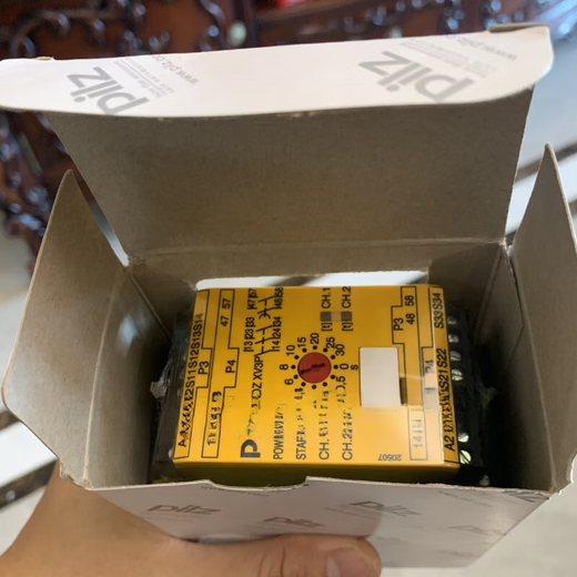 Pilz safety relay PNOZ XV2 XV3P774500 774502 777512 7745 PNOZ XV2P 777500