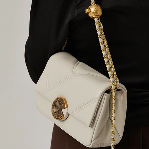 
CHASENG/KAVLON Women's Bag New Women's Bag Diamond Chain Bag Niche Shoulder Bag Versatile Crossbody Bag Chinese Valentine's Day Gift 9227 Deep Black-Gift Box Pack