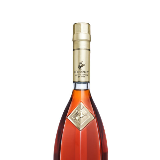 Remy Martin French Rent Martin Club Champagne de haute qualité cognac Nouveau et ancien emballage Expédition aléatoire 700 ml 1 bouteille