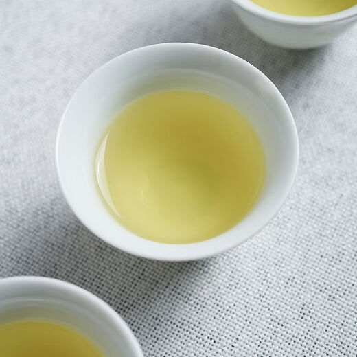 TIANQIAO Taiwan High Mountain Tea Alishan Jinxuan Oolong Tea High Cold Tea Clear Mellow Fragrance Jar Vacuum Bag Simple Pack 300g