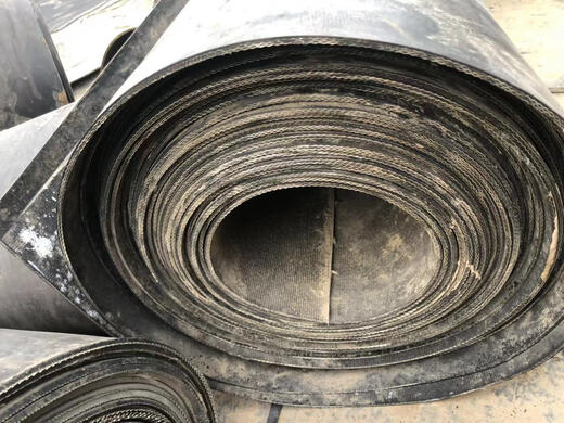 Old nylon conveyor belt cattle and sheep trough rubber plate paving car bottom wear-resistant rubber mat workshop floor flat steel wire about 95 cm (810 thick) price per meter