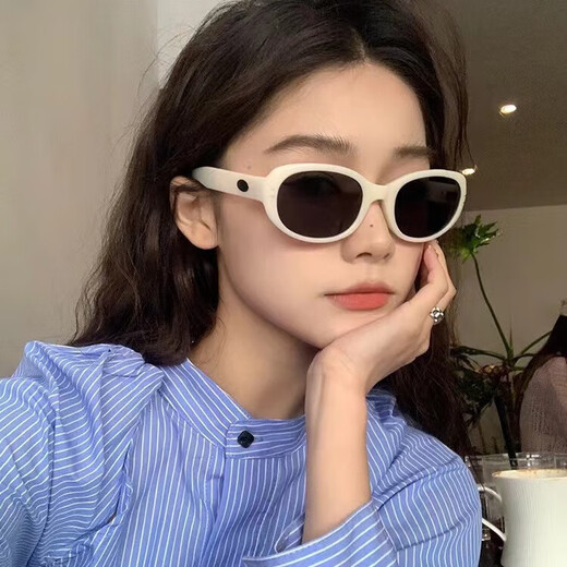 Lekali sunglasses sunglasses men and women high-end sense internet celebrity street photography retro fashion glasses showing face small European and American disco elliptical sunglasses [bemodal frame gray sheet] + leather box