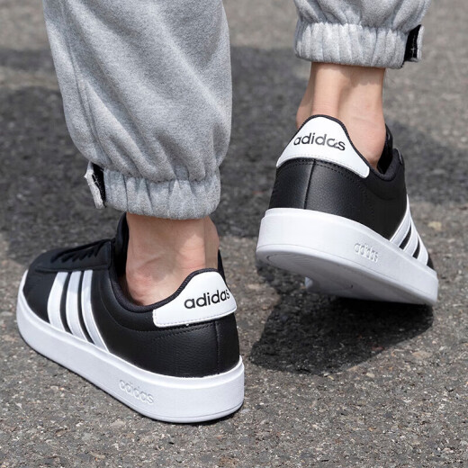 阿迪达斯 （adidas）休闲鞋男鞋女鞋夏季新款运动鞋GRAND COURT 2.0时尚百搭低帮板鞋 GW9196黑色 40.5