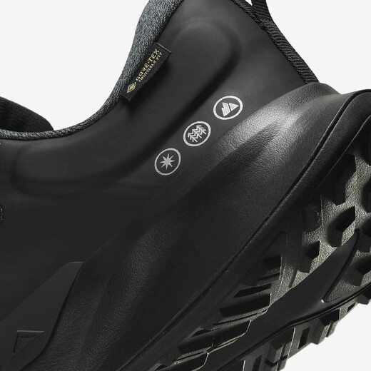 Nike (Nike) Herrenschuhe Sommer Neue Sneakers Juniper Trail 2 Gore-Tex Waterfeste Langlaufschuhe HM9734-001 Schwarz/GTX-Wasserdichte Stoff 40
