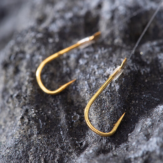 Folk artist's golden sleeve thread double hook with or without thorns finished product tied crucian carp small fish short sub-thread fishhook set gold glaze official hanging thread set