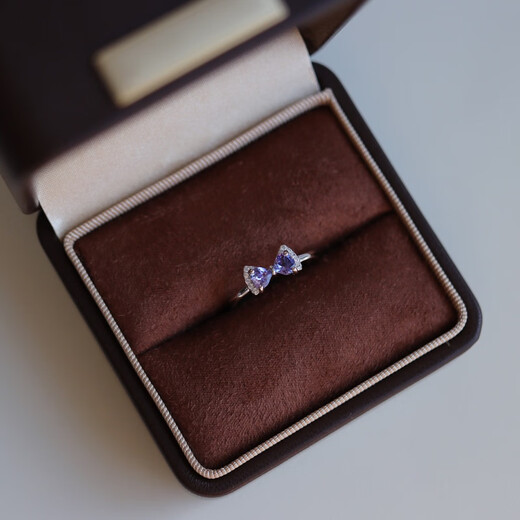 DL 1998 Fat Donglai's same tanzanite ring. Beautiful blue-purple natural gemstone s925 silver ring adjustable for women. Natural tanzanite ring with an adjustable opening.