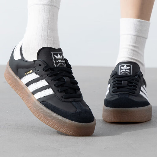 Adidas (adidas) trèfle chaussures pour femmes 2025 hiver nouvelles chaussures de sport SAMBAE chaussures d'entraînement moral t-head sport et baskets décontractées JI1350 noir semelle épaisse 36