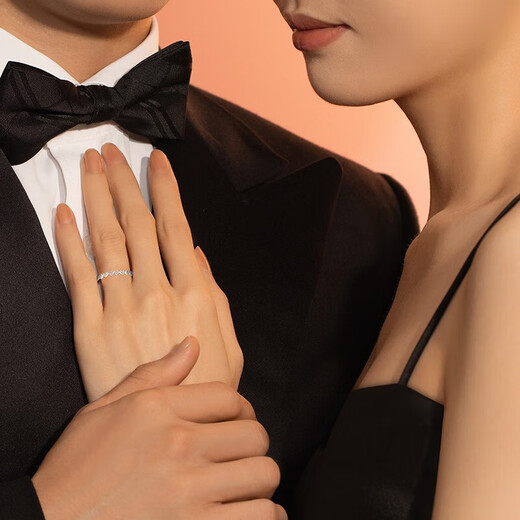 DR ready stock, real love will be shipped soon. Qualifications will be verified before shipment. Proposal diamond rings, wedding rings, girly hearts, couple rings, contact customer service to verify purchase qualifications and ready stock.