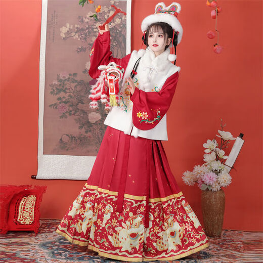 Romon (Romon) Hua Luoxi [Yun Feng Zhu Yue] Original Femme Ming Ming Ming-Made en peluche Velvet Imprime-cheval Joupe de style Chine