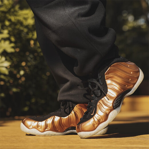 Nike (Nike) Foamposite One Copper Spray Spray Copper Color Low Top Retro Sports Practical Ant-Slip износостойкий, устойчивый к амортизационному баскетболу, FZ9902-001 Copper Color 40,5 (255 мм)