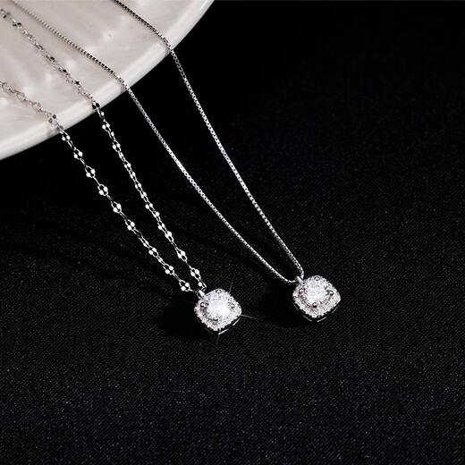 999 sterling silver sugar cube necklace accessories women's new 2024 clavicle chain light luxury niche jewelry zircon pendant sterling silver square diamond necklace tile chain