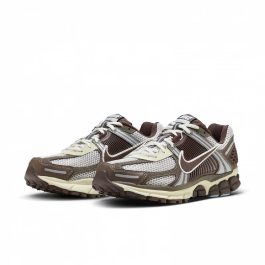 耐克（NIKE） ZOOM VOMERO 5 女子运动透气轻便缓震休闲鞋 FD9920-022 42