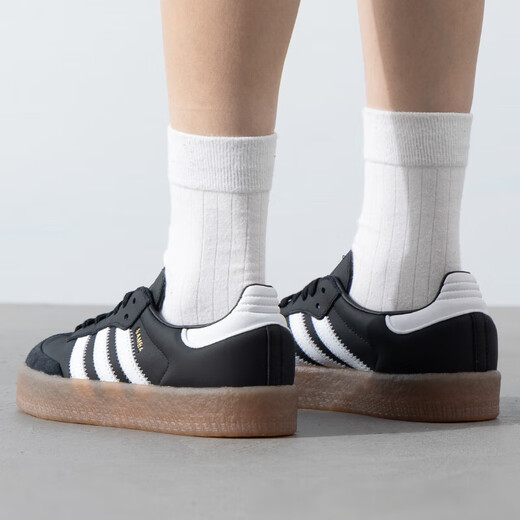 Adidas (adidas) trèfle chaussures pour femmes 2025 hiver nouvelles chaussures de sport SAMBAE chaussures d'entraînement moral t-head sport et baskets décontractées JI1350 noir semelle épaisse 36