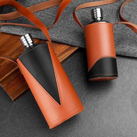 Huangxi Portable Wine Bottle 304 Stainless Steel Small Wine Bottle Portable Outdoor Wine Bottle 2Jin Jin equals 0.5kg. Large-capacity household liquor 2Jin Jin equals 0.5kg. Wine bottle (free strap) single pot 1L