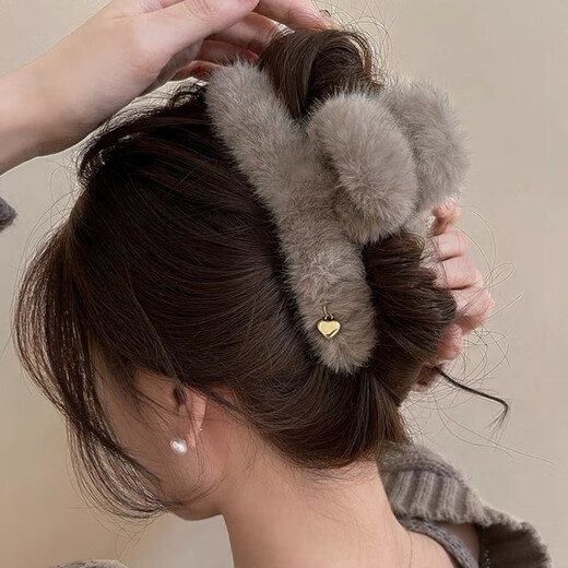 BARY REEF Autumn and Winter Furry Hair Clip Women's Plush Grip Clip Large Hair Shark Clip Furry Ins Feeling Hair Accessory Back of Head Plush Coffee Color 13cm