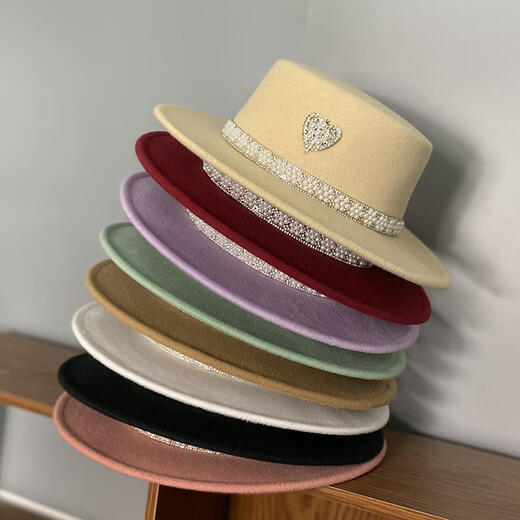 Xishengduo Spring and Autumn Versatile Celebrity Pearl Rhinestone Love Flat Top Jazz Hat Temperament Internet Celebrity Woolen Gift Hat Women's Fashion White M (56-58cm)