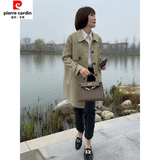 Pierre Cardin 2026 Nouveau Printemps et Automne Tempérament Veste Coupe-Vent Décontractée Femme Moyen Long Style Coréen Lâche Mince Petit Manteau Kaki XL 145-160Jin Jin est égal à 0,5 kg