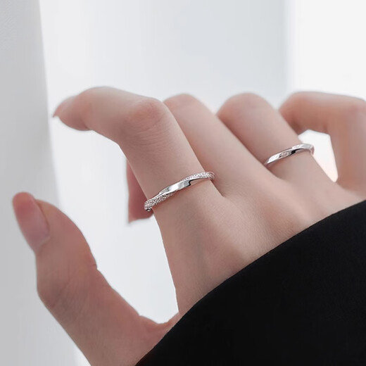 Qi Xiaomi Pure S999 Pure Silver Mobius Ring Women's Index Finger Ring Women's Open Ring Birthday Gift for Girlfriend Ring + Exquisite Gift Box