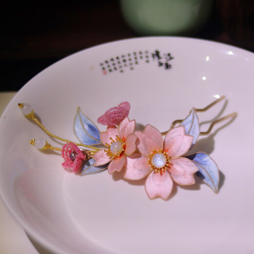 Lingchuan velvet flower hairpin handmade intangible velvet flower finished product high-end jewelry Chinese style retro temperament ancient style hair accessories green leaves sprinkled with golden velvet flowers