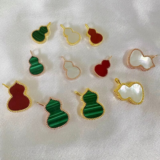 18K gold red agate gourd pendant color gold rose gold gold pendant clavicle chain necklace Chinese Valentine's Day gift 18K gold (single pendant) medium gourd (red agate)