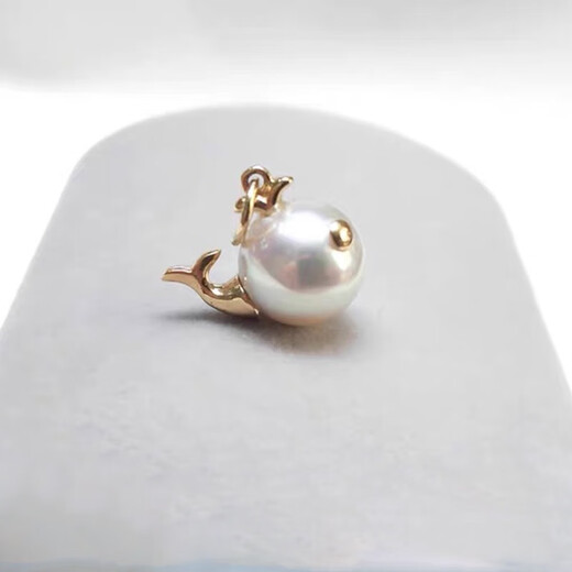 Liangxue sells pearls, haha. Cute whale pendant s925 silver k gold craftsmanship Australian white freshwater Tahiti