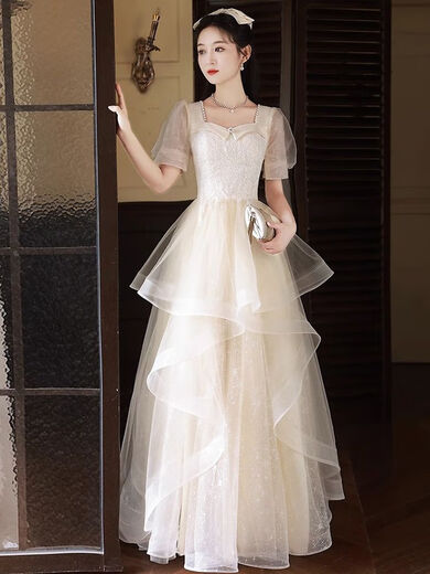 Hanyu annual meeting dress for women 2024 new style can be worn in daily life champagne color evening dress skirt high-end niche high-end sense graduated into champagne color S