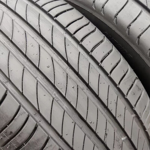235/50R17 Michelin Continental Bridgestone suitable for Ford/Mondeo/Porsche car service agency 235/50R17 Michelin 90% new