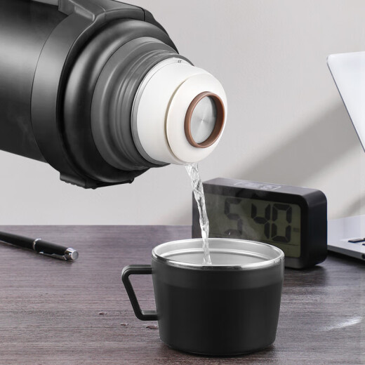 Fuguang Traveler outdoor thermal kettle large-capacity thermal bottle men's and women's sports kettle cup 304 stainless steel 4000ml