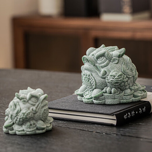 Tang Feng Qingsha Stone Golden Toad tea pet ornaments for home and office use to attract wealth, exquisite tea pet tea table tea table creative decorations Qingsha Stone Golden Toad Tea Pet (Large)