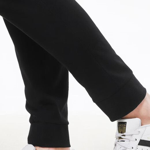 阿迪达斯 （adidas）运动裤男裤2025夏季新款小脚裤跑步训练健身男士裤子休闲长裤 黑色GK9226斜插口袋/收口 M 推荐135-155斤