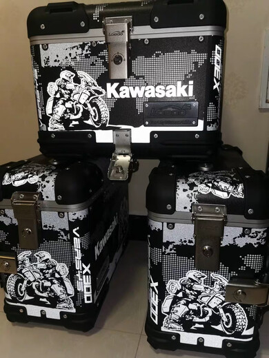 Tucker is suitable for the new carrot three-box sticker side box sticker motorcycle tail box reflective decal sticker A style