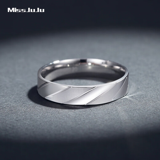 Miss JuJuPT950 platinum geometric plain ring men's fashionable platinum ring simple ring 16# about 5.2 grams, according to the real hair, please pay more or less.