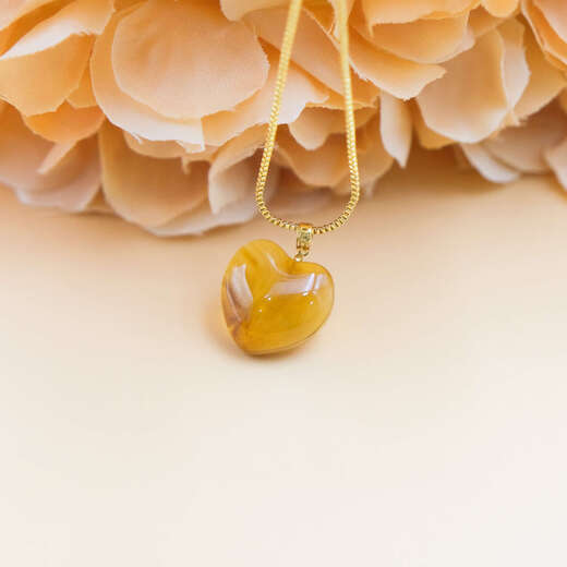 Shumo 18k gold buckle clavicle chain heart-to-heart love pendant beeswax peach heart carved heart-shaped piece