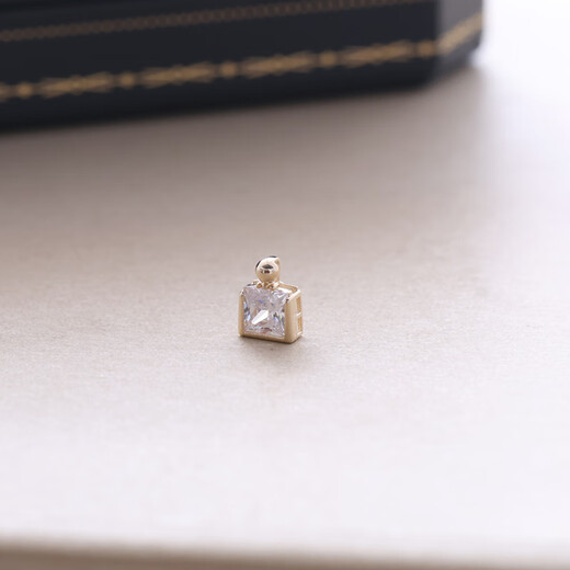 Changju JIN pure 14K gold pendant, small and elegant perfume bottle necklace, women's shiny square zirconium clavicle chain, 14K gold pendant, chain not included