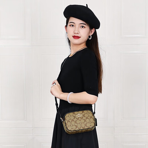 蔻驰（COACH）女包 JAMIE系列老花相机包 女士时尚单肩斜挎包 奢侈品包包 棕色C9926IMCBI 19*6*13cm