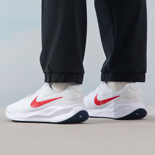 
Nike (NIKE) men's shoes summer sneakers REVOLUTI 7 mesh breathable lightweight running shoes fashion casual shoes da1105-006/quest 4/black and white breathable 39