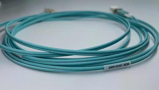 CommScope LC-LC Dual Core 10 Gigabit Multimode OM3/OM4 Faserspringer 2105027/2105061 OM4 One-Pair-Preis 35m