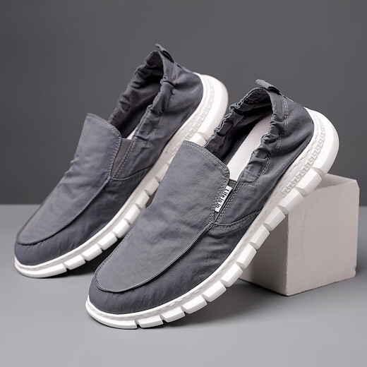 
Woodpecker old Beijing cloth shoes men's 2025 new summer breathable one-foot lazy bean shoes men's umbrella cloth flat shoes 881-Gray-40