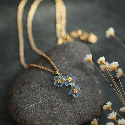 Michael Michaud American luxury jewelry brand Forget-me-not flower gold and silver necklace Temperament and fashionable jewelry for girlfriend’s birthday gift Forget-me-not three flower necklace