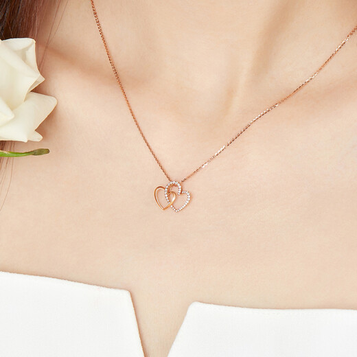 Lukfook Jewelry 18K Gold Heart to Heart Diamond Pendant Women's Pendant without Necklace N125 Total Weight 0.88g