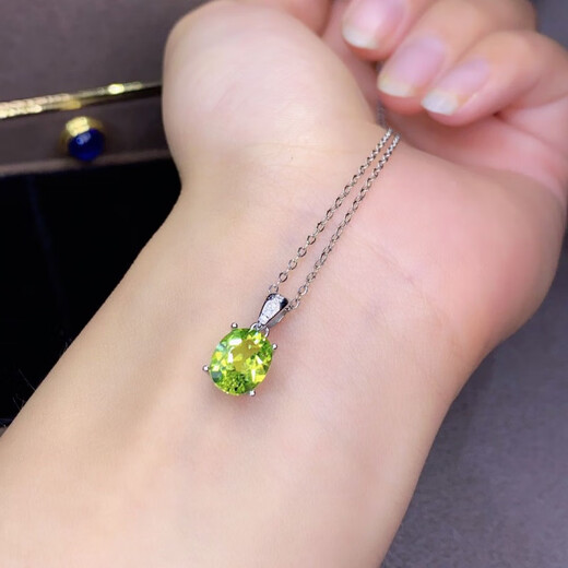 Fat Donglai's same style peridot pendant sterling silver plated 18lKl gold l support female raw stone crystal jewelry colored jewelry peridot