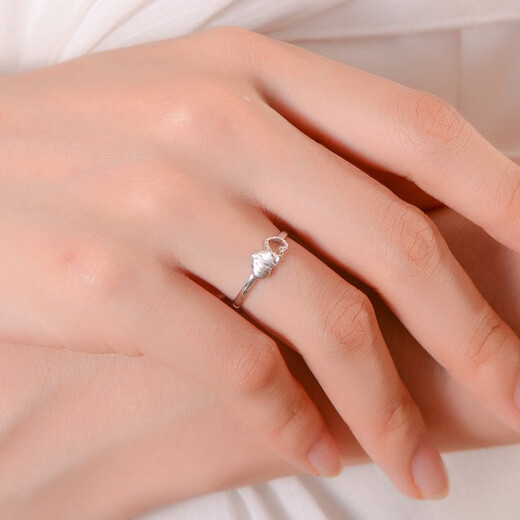 Yuan Shengfu's new PT950 romantic double heart shining platinum ring, women's fashionable platinum bracelet, 2.12 grams